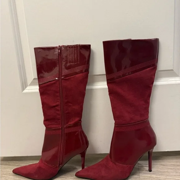 Splash Burgundy Heeled Boots - Picture 2 of 5